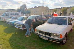 received_1384064340589969